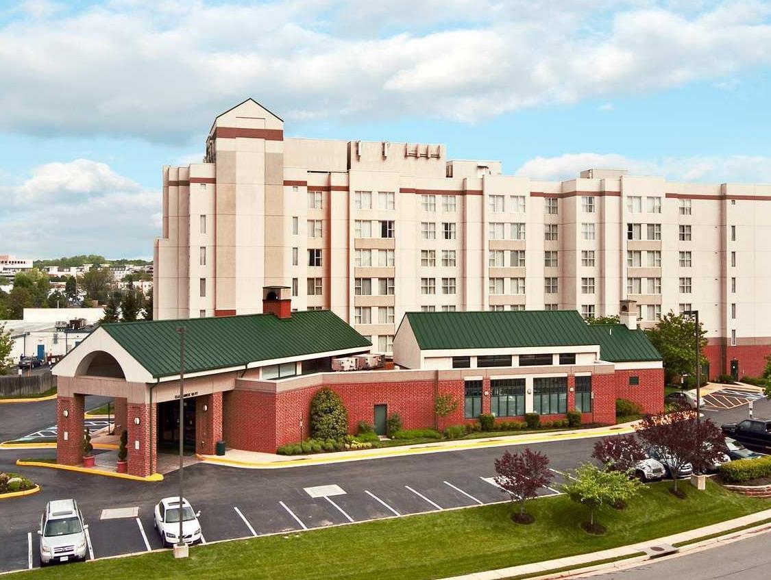 Homewood Suites By Hilton Falls Church Merrifield Bagian luar foto